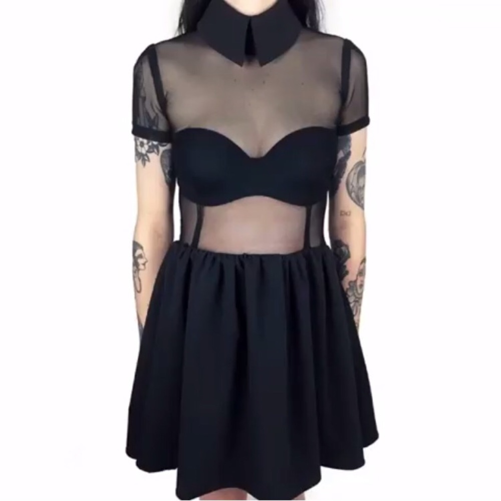 Deandri Roselle Dress